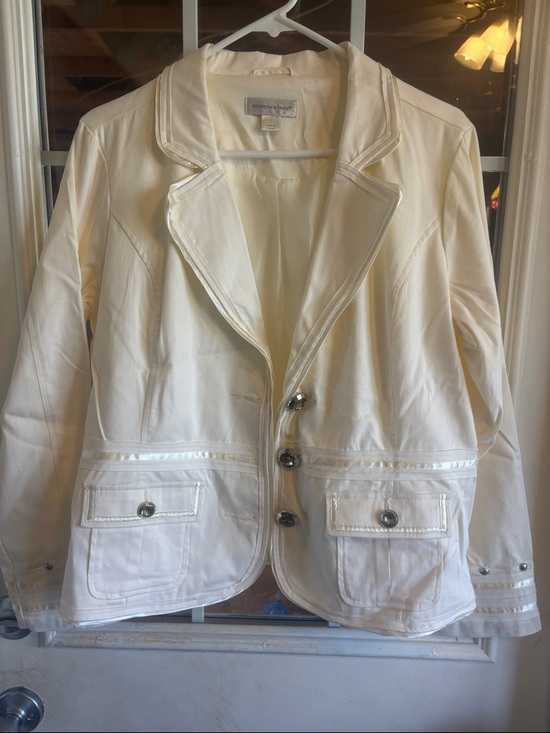 Christopher & Banks Jackets & Blazers - Christopher & Banks Cream Tailored Button-Front Blazer